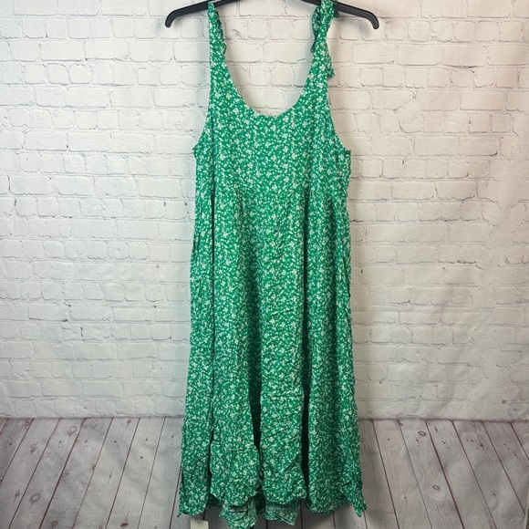 BloomChic Green Floral Midi Dress Size 10 - Picture 6 of 6